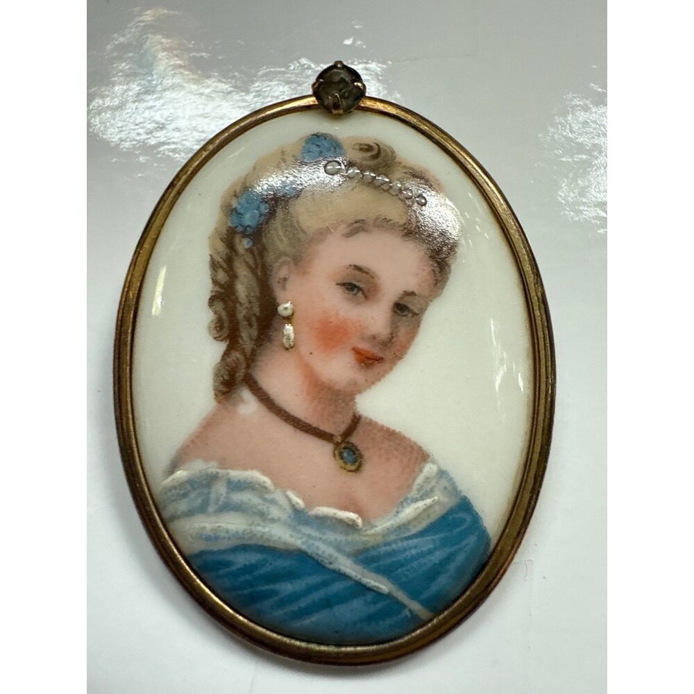 Antique Limoges France Hand-Painted Porcelain Brooch/Pendant Gold-Tone Frame